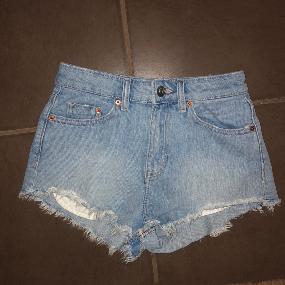 H&M divided denim short - sz 2